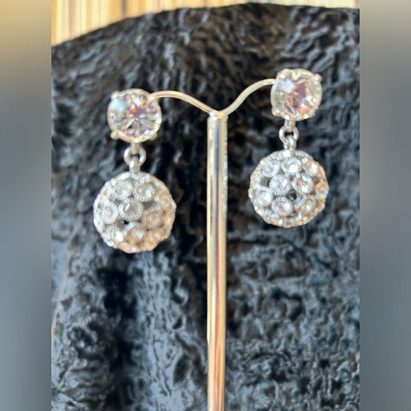 Gatsby inspired rhinestone earrings - Picture 3 of 6